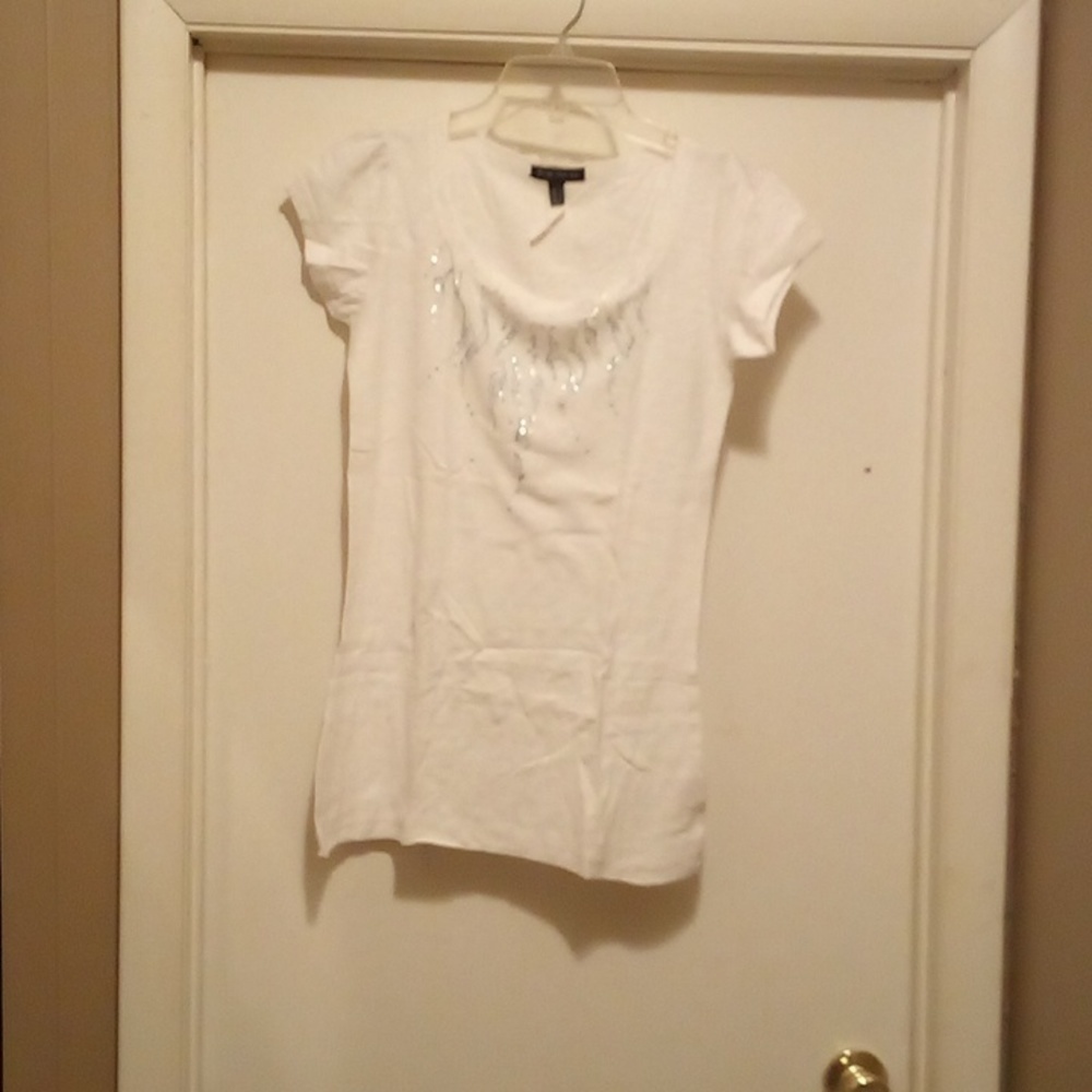 NWT - Fang Blue & Clear Flame Diamond Graphic T-Shirt - Medium